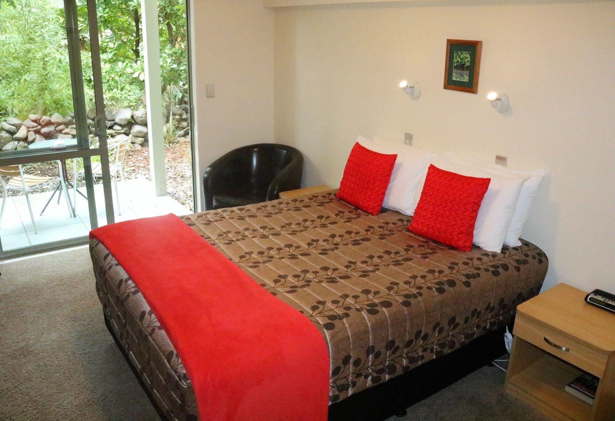La Rochelle Motel Akaroa Dış mekan fotoğraf